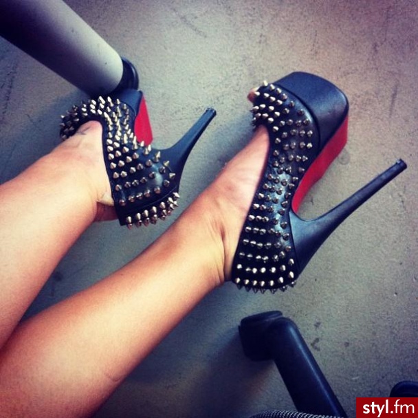 Szpilki Buty Moda