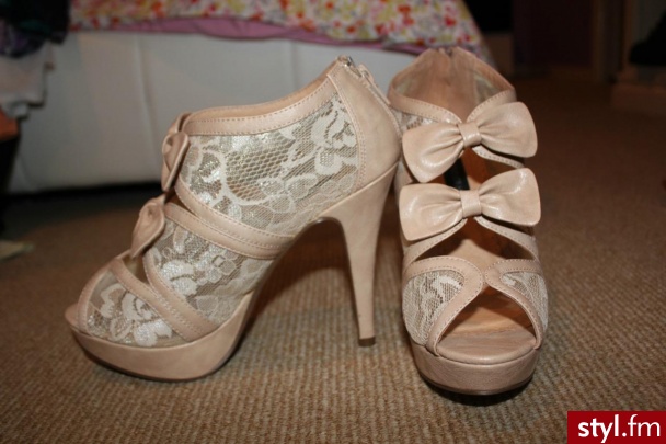 Szpilki Buty Moda