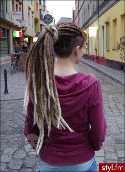 Dredy http://www.dread-zone.pl - Dredy Alternatywne Długie Fryzury
