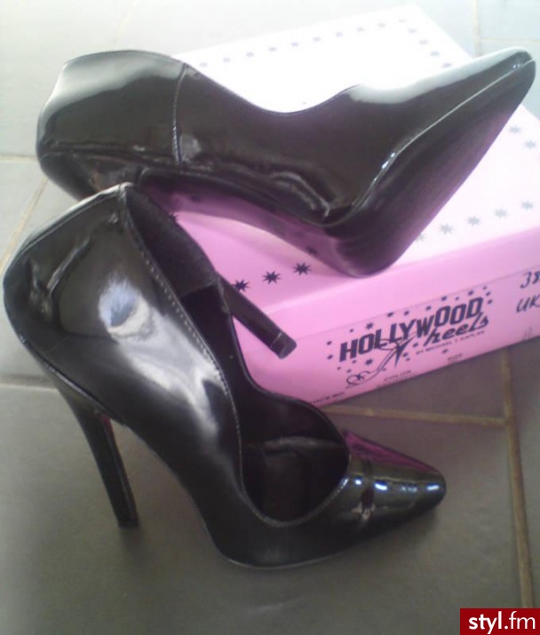 Fetish shoes. Obcas ma wysokosc ok. 15cm. - Pozostałe Buty Moda