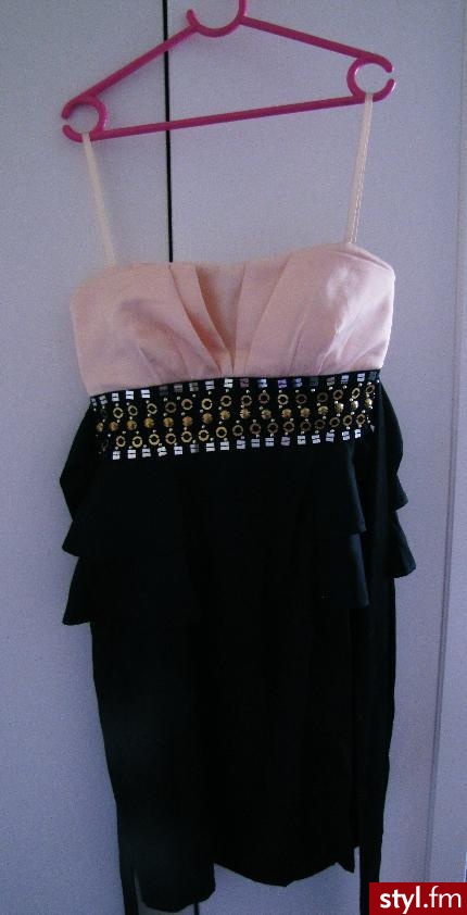 Sukienki Moda
