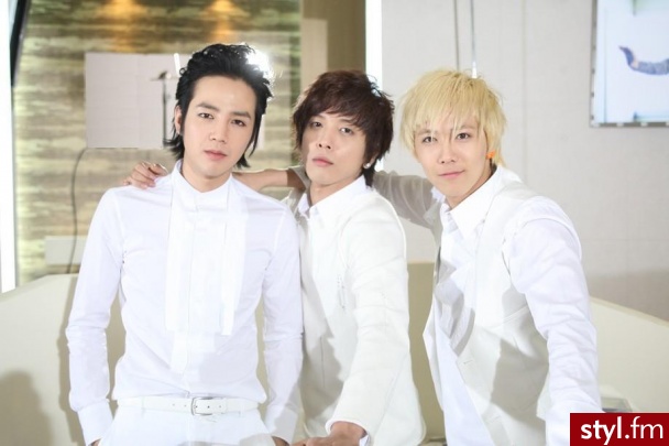 Jang Geun Suk (Jang Geun Seok), Jung Yong Hwa (Jeong Yong Hwa), Lee Hong Ki - Średnie Męskie Fryzury