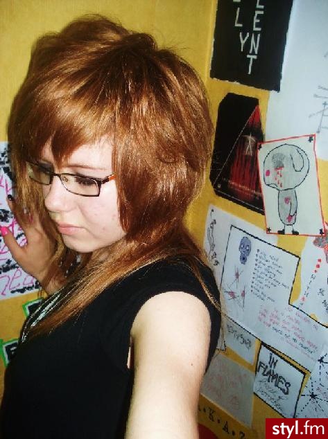 EMO Alternatywne Średnie Fryzury