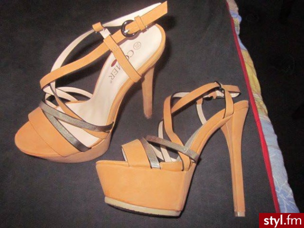 Szpilki Buty Moda