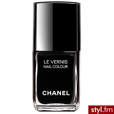 CHANEL LE VERNIS NAIL COLOUR - Polyvore. Pobrano ze strony: http://www.polyvore.com/chanel_le_vernis_nail_colour/thing?id=6965956 - Gadżety Inne Moda