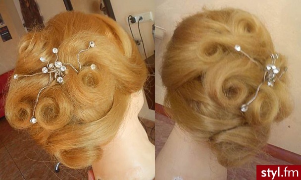 Blond Upięcie Proste Ślubne Średnie Fryzury