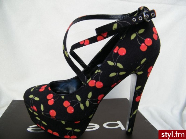 Szpilki Buty Moda
