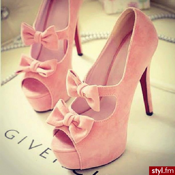 Szpilki Buty Moda