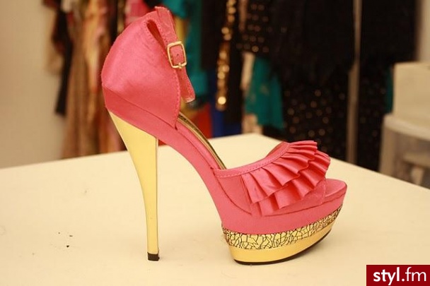 Szpilki Buty Moda