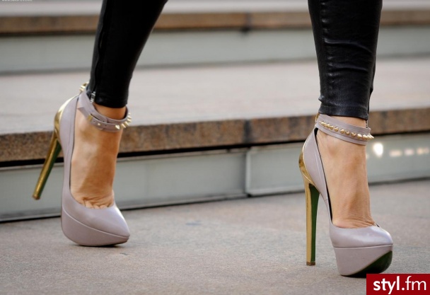 Szpilki Buty Moda