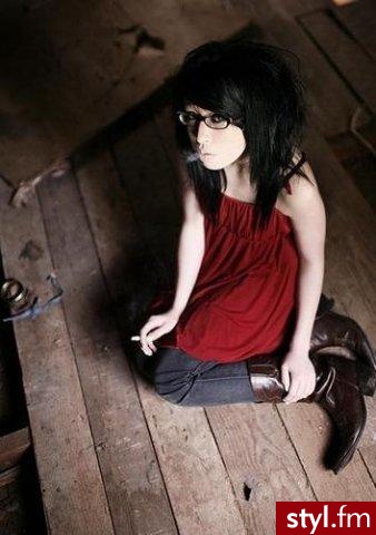Le Nikole - EMO Alternatywne Średnie Fryzury