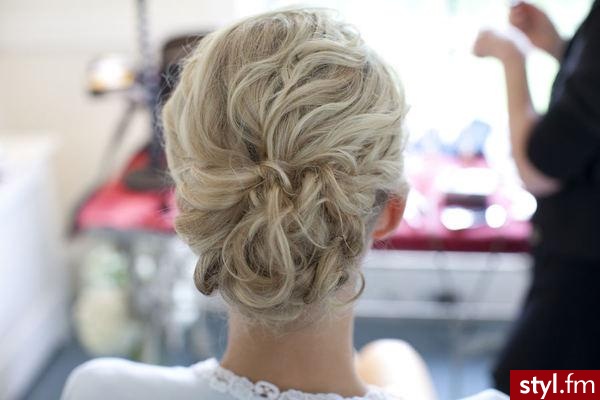 Blond Upięcie Proste Na co dzień Średnie Fryzury