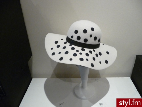 Nakrycia głowy Dodatki Moda