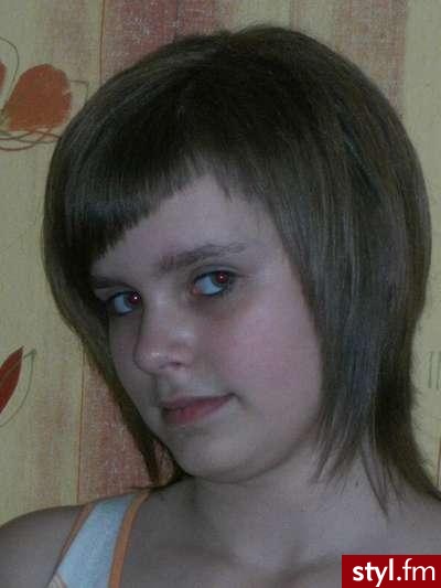 Średnie Fryzury