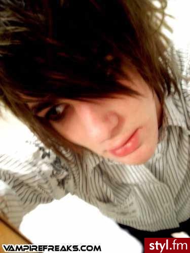 EMO Alternatywne Średnie Fryzury