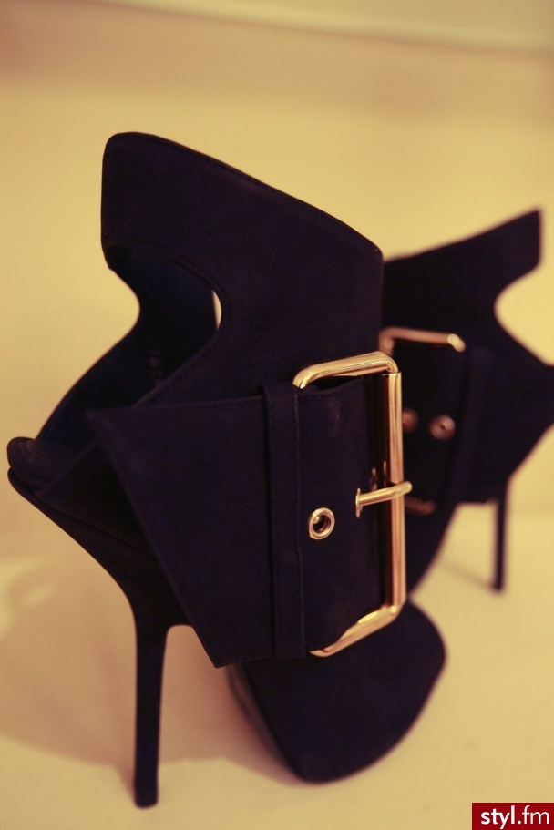 Szpilki Buty Moda