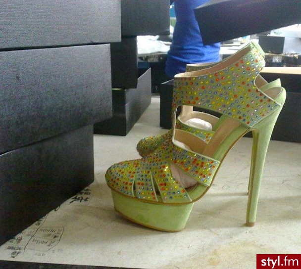 Pozostałe Buty Moda