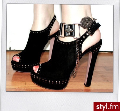 Czółenka Buty Moda