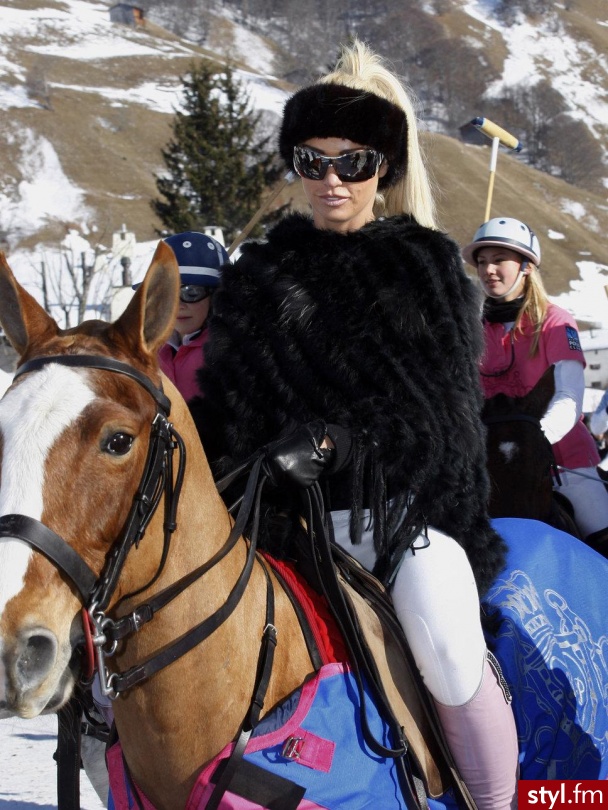 Nakrycia głowy Dodatki Moda