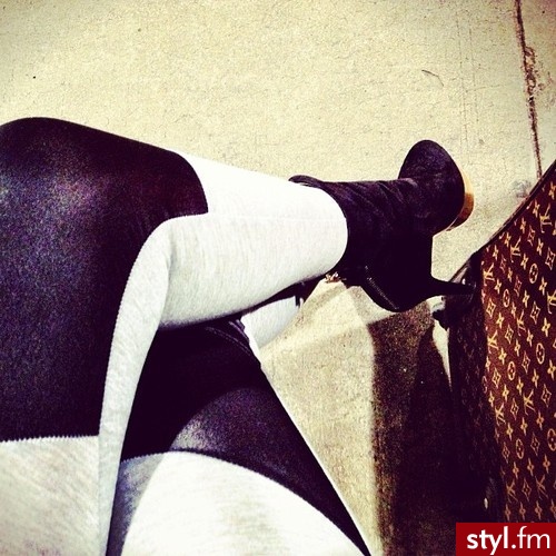 Leginsy Spodnie Moda