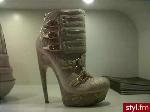 Pozostałe Buty Moda