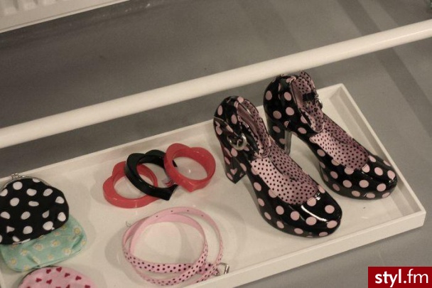 Pozostałe Buty Moda