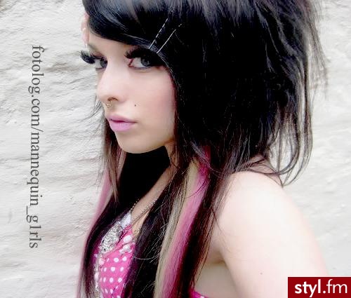 EMO Alternatywne Średnie Fryzury