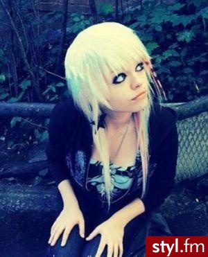 Barbie Material - EMO Alternatywne Średnie Fryzury