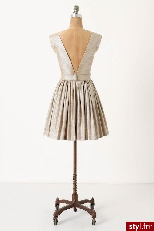 Sukienki Moda