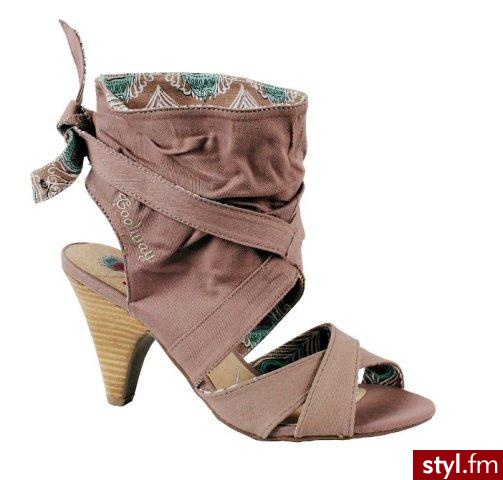 Pozostałe Buty Moda