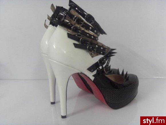 Pozostałe Buty Moda