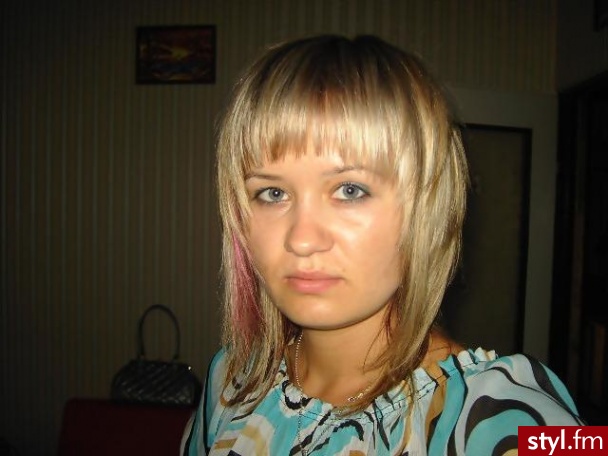 Średnie Fryzury