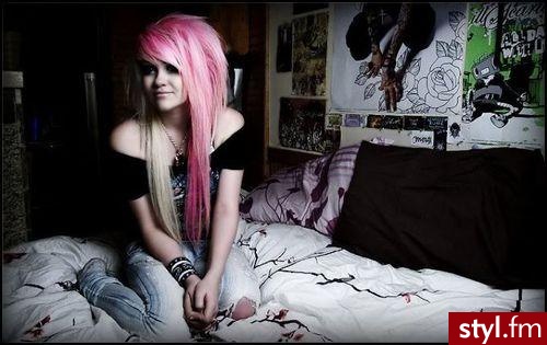 Kolorowe EMO Alternatywne Długie Fryzury