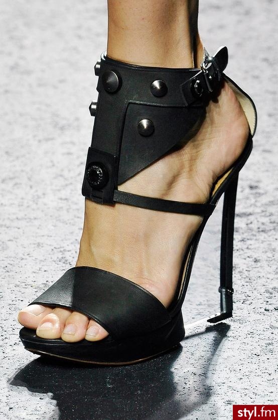 Szpilki Buty Moda