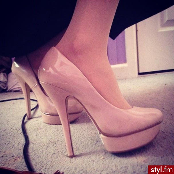 Szpilki Buty Moda