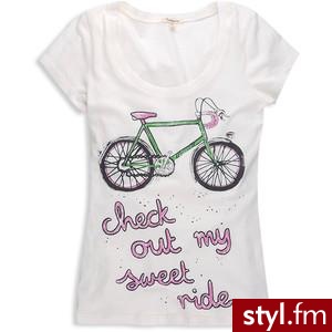 rowerek:D. :D - Pozostałe Ciuchy Moda