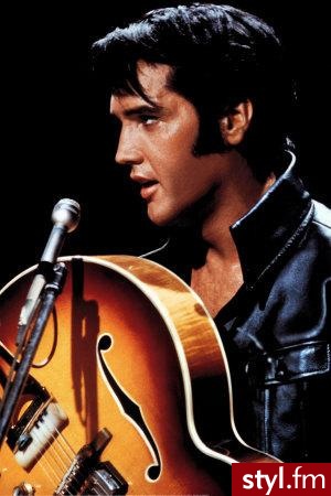 Nieśmiertelny-Elvis ;) - Średnie Męskie Fryzury