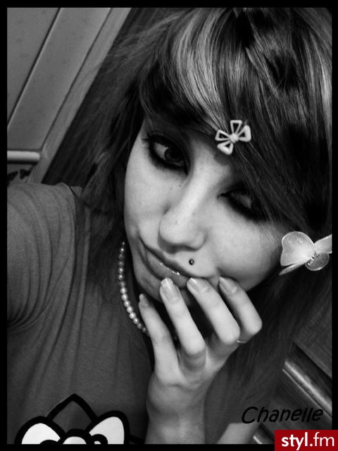 EMO Alternatywne Średnie Fryzury
