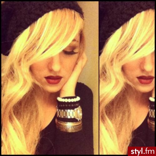 Blond Rozpuszczone Kręcone Na co dzień Długie Fryzury