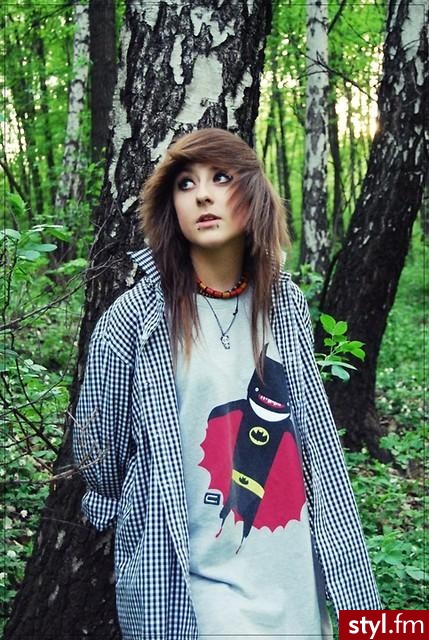 Słodka fryzurka - EMO Alternatywne Średnie Fryzury
