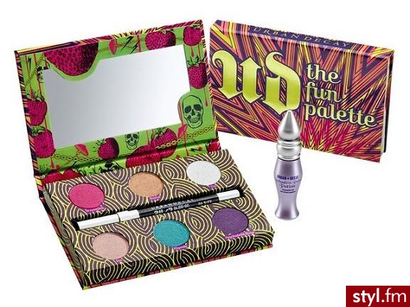 Urban Decay. The Fun Palette:
- Woodstock
- Psychedelic Sister
- Baked
- Sin
- Flipside
- Uzi - Makijaże