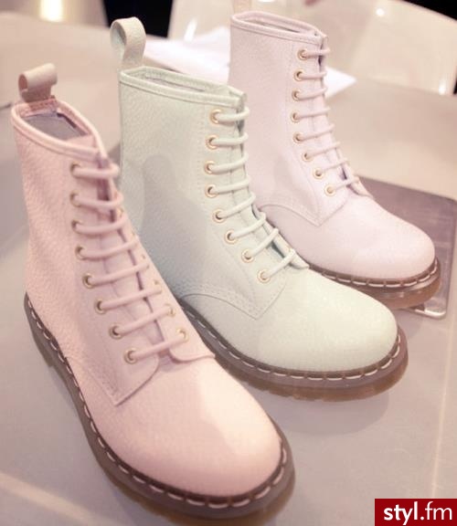 Glany Buty Moda
