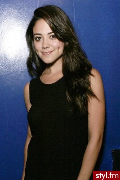 Camille Guaty - Długie Fryzury