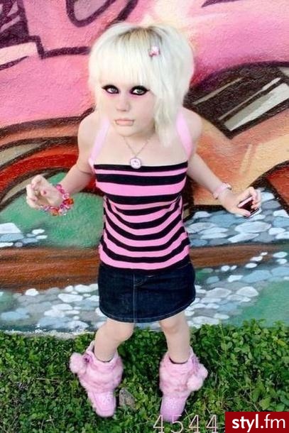 EMO Alternatywne Średnie Fryzury