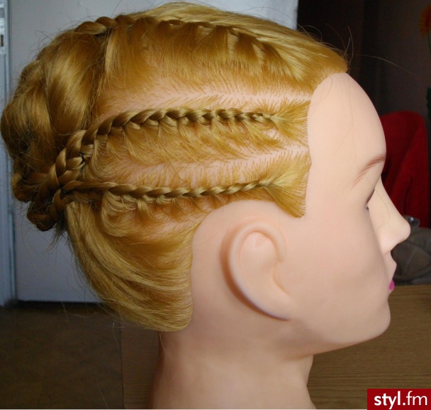 Blond Warkocze Proste Wieczorowe Długie Fryzury