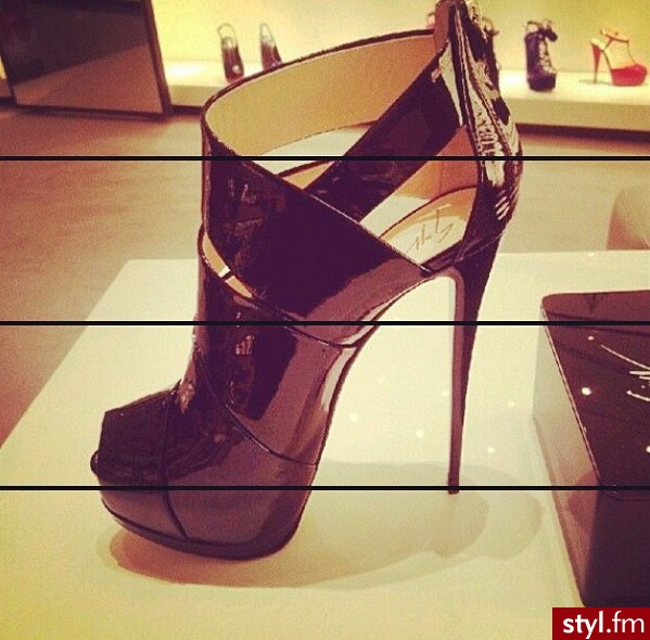Szpilki Buty Moda