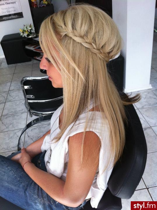 Blond Rozpuszczone Proste Na co dzień Długie Fryzury