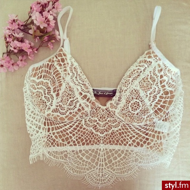 Biustonosze Bielizna Moda