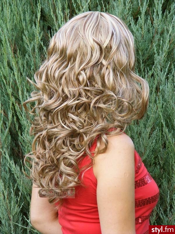 Blond Rozpuszczone Kręcone Na co dzień Długie Fryzury