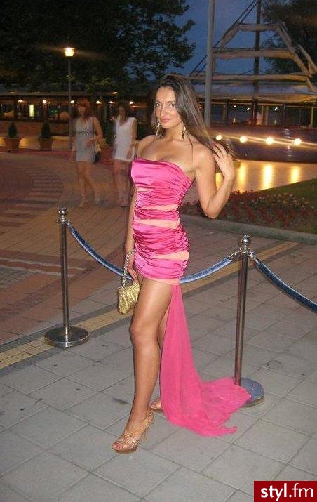 Sukienki Moda